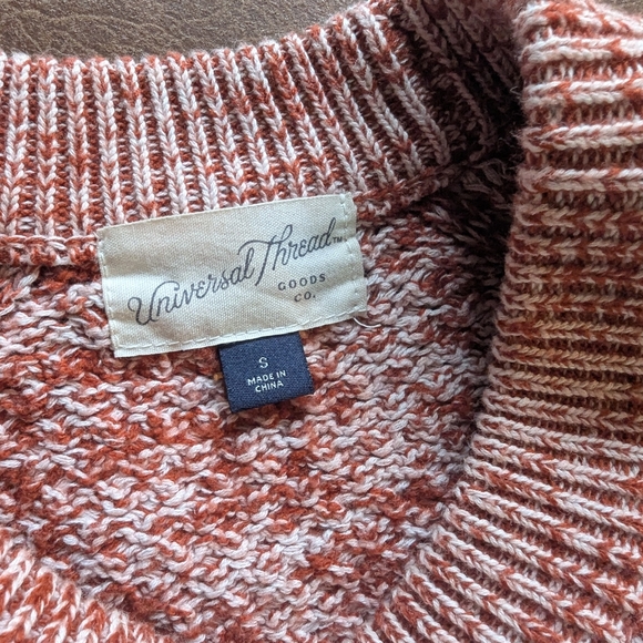 Universal Thread Sweater. Women's Size Small. - Picture 3 of 5
